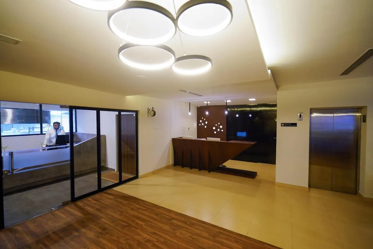 Aparthotel Nexstay Lantern Apart Hotel Perintalmanna India